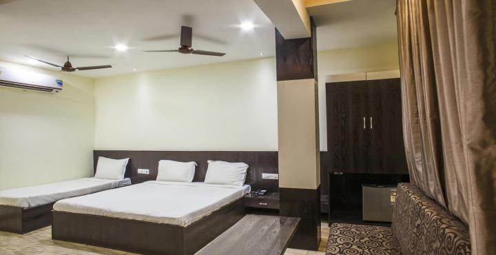 Oyo 2155 Hotel Wardhman Jabalpur Exteriör bild