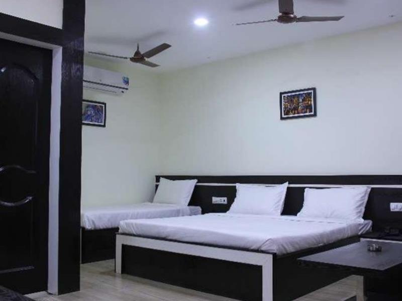 Oyo 2155 Hotel Wardhman Jabalpur Exteriör bild