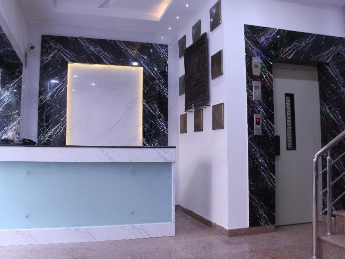 Oyo 2155 Hotel Wardhman Jabalpur Exteriör bild